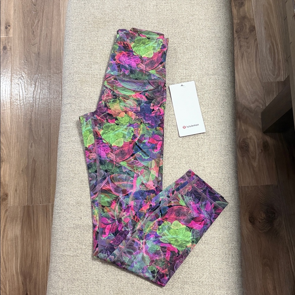 Lululemon Wunder Train HR Tight 25” leggings size 4